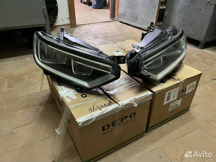 Фара VW Passat B8