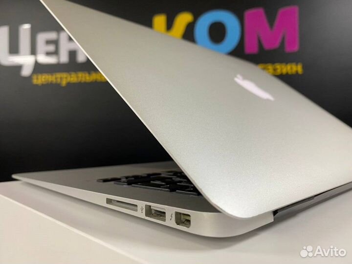 Ноутбук Apple MacBook Air 13 2015