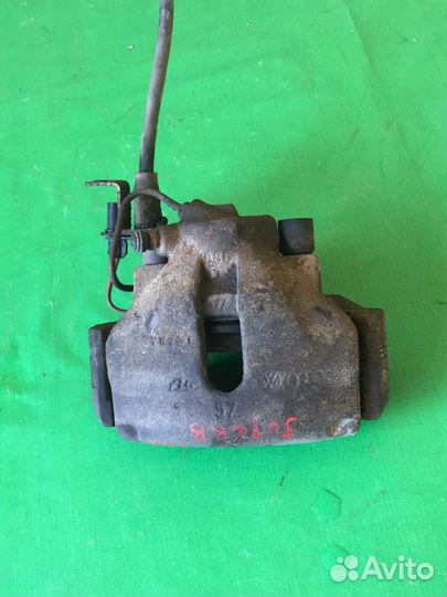 Суппорт тормозной перед левый Шкода Superb 2001-06