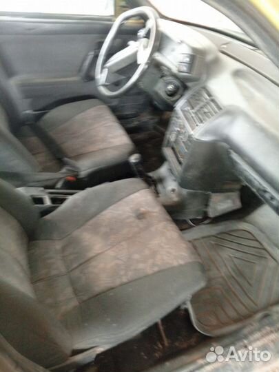 ВАЗ 2110 1.5 МТ, 2000, битый, 200 000 км