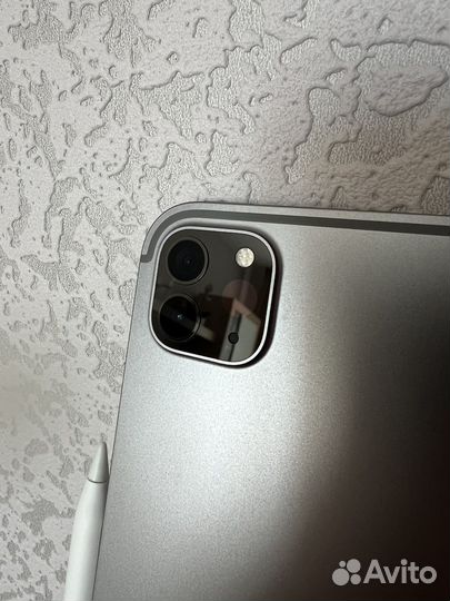 Apple iPad Pro 12.9 2022, M1, 128 + Apple Pencil