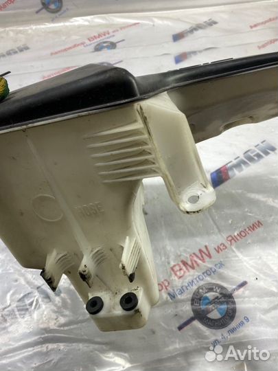 Бачок омывающей жидкости Bmw X5 E53 N62B44 2005