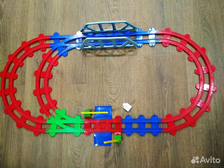 Лего Duplo железная дорога