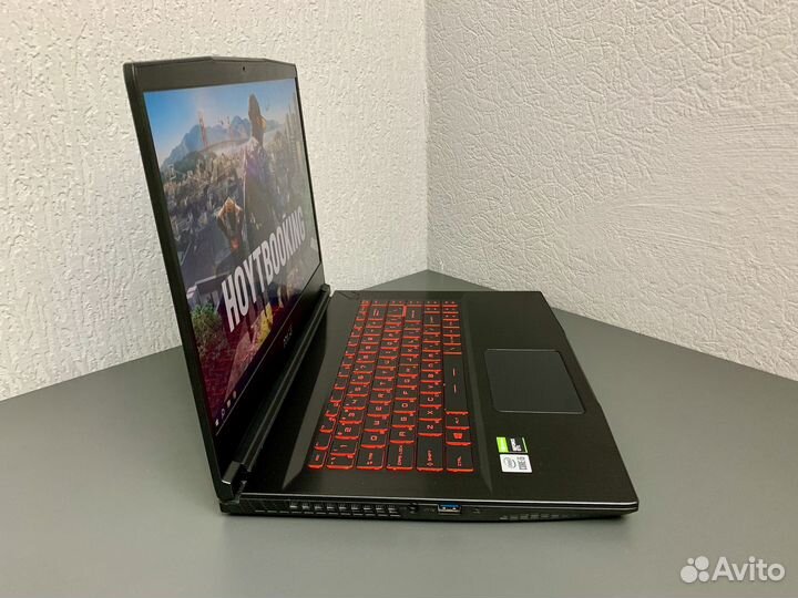 Игровой ноутбук MSI/nvidia GeForce GTX 1650 MAX-Q