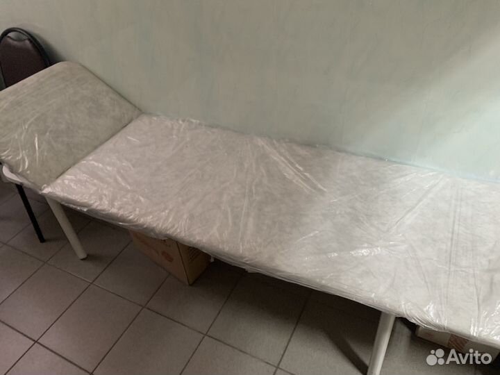 Кушетка медицинская