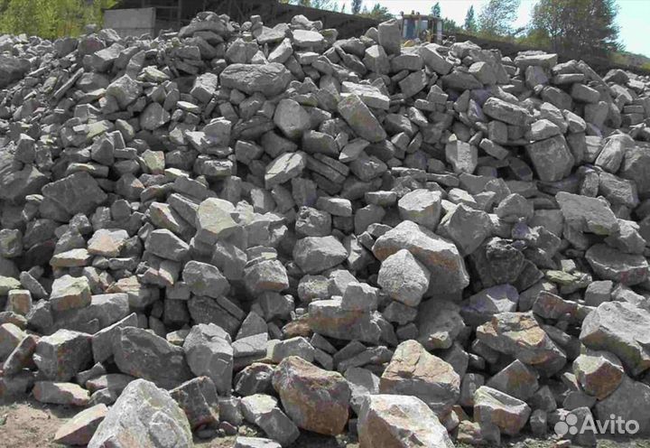 Скальный грунт скала Доставка от 3-х кубов