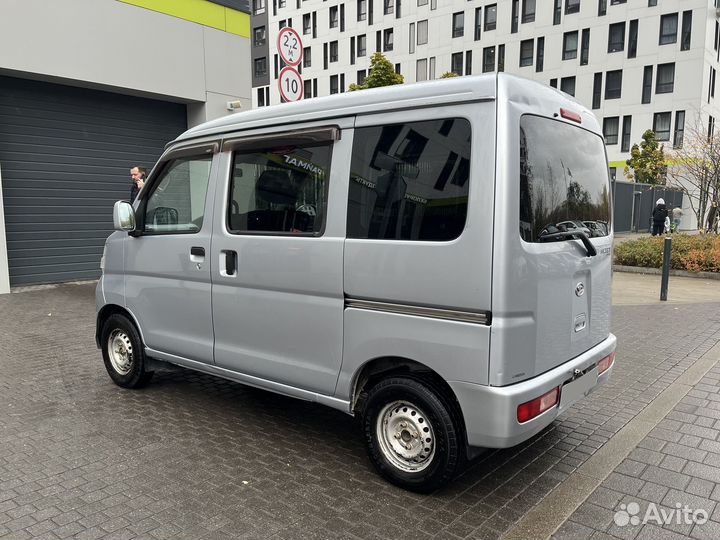 Daihatsu Hijet 0.7 AT, 2015, 130 800 км