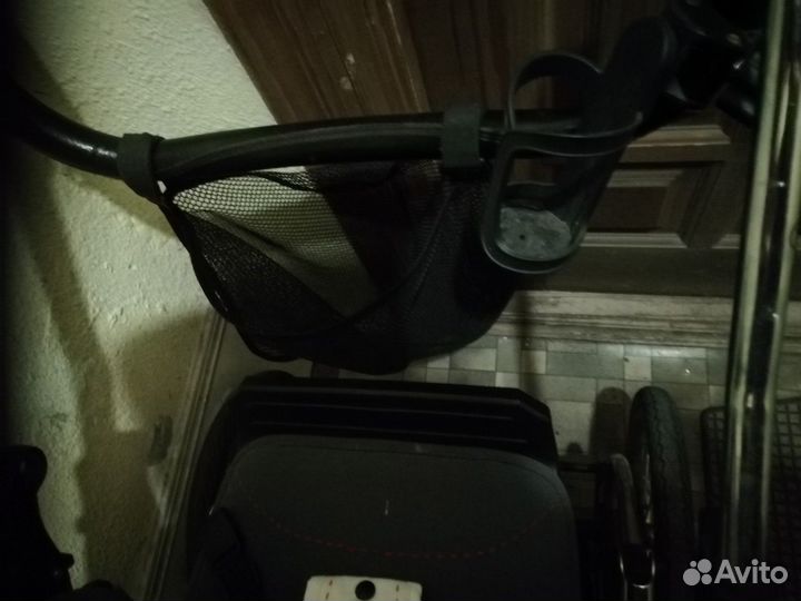 Детская коляска Navington Caravel на больших колес