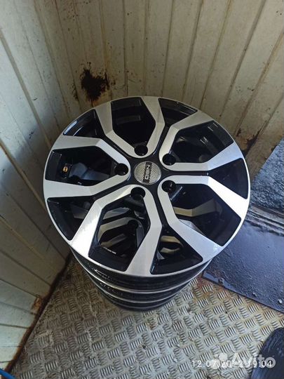 Литые диски r16 5x114 3 бу