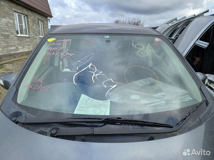 Лобовое стекло Хонда фрид 2009г GB3 с распила