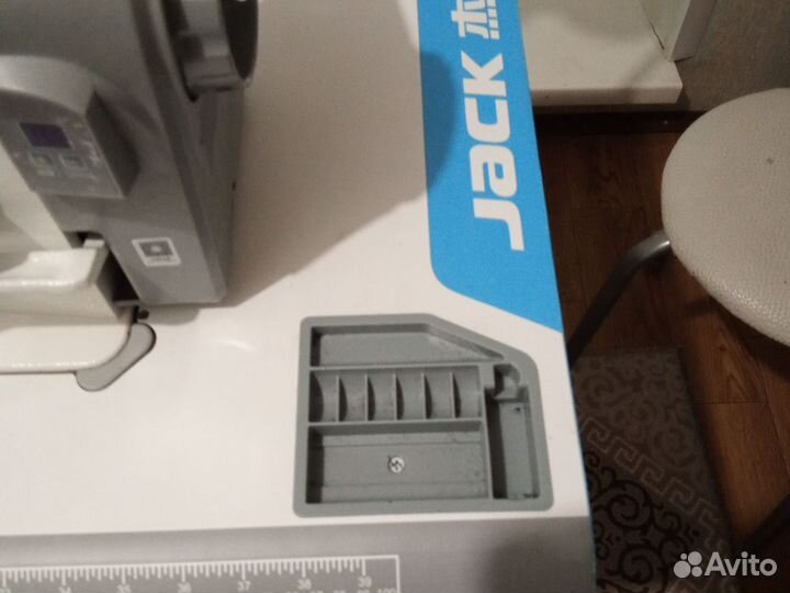 Швейная машина jack f4