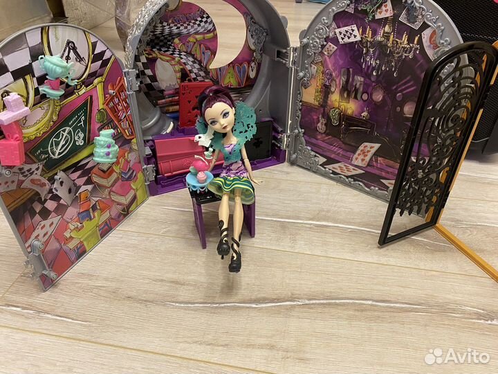 Игровой Дом Рэйвен Квин - Ever After High