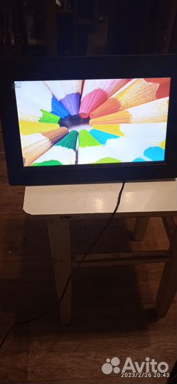 Цифровая фоторамка dexp MP-108 Elegance