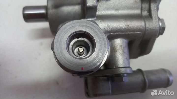 Насос гура Renault Logan Stepway