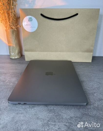 Macbook pro 13 m1 16gb 256gb