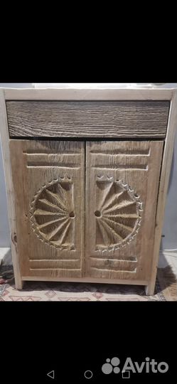 Шкаф из старинной амбарной доски