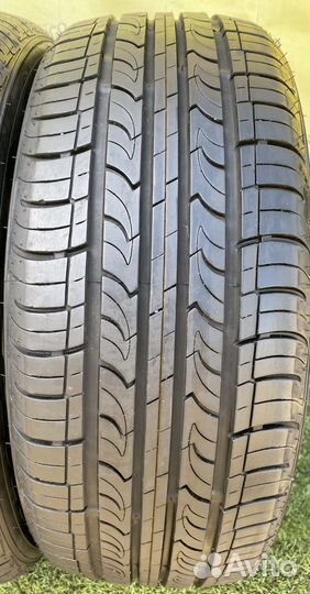 Nexen Classe Premiere 672 215/55 R17