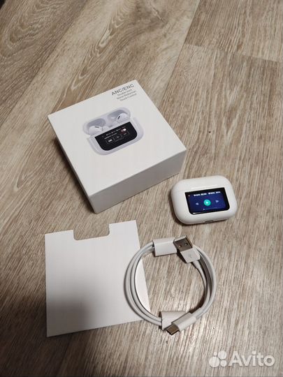 Беспроводные наушники с экраном Apods