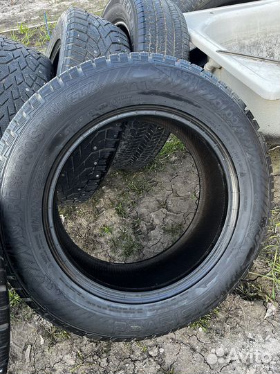 Gislaved NordFrost 100 SUV 225/65 R17