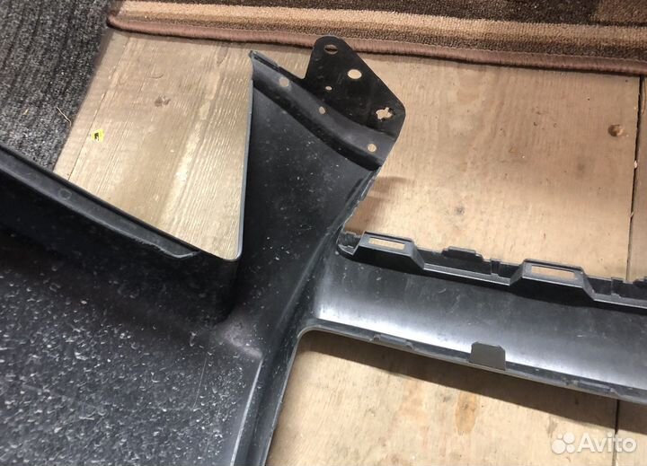 Продам бампер Toyota RAV 4, Long 2010-2012 г.в