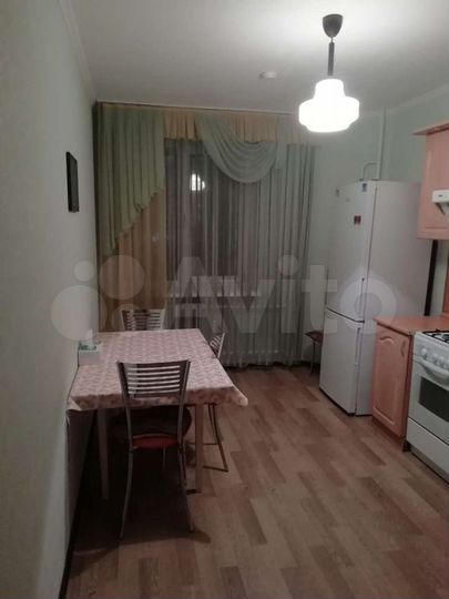 1-к. квартира, 42 м², 5/10 эт.