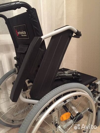 Инвалидная коляска новая