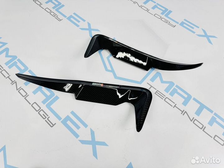 Втсавки на задний бампер BMW X5M F95 сухой карбон