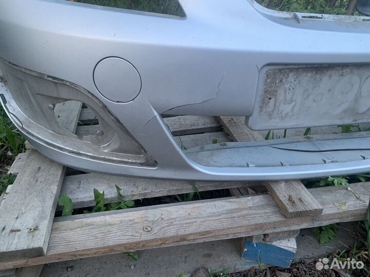 Бампер на LADA largus