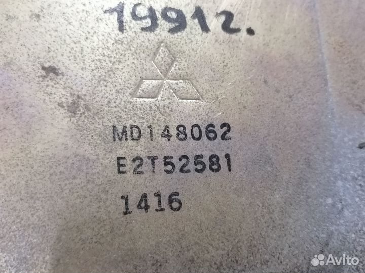 Блок управления двс Mitsubishi Mirage 1990