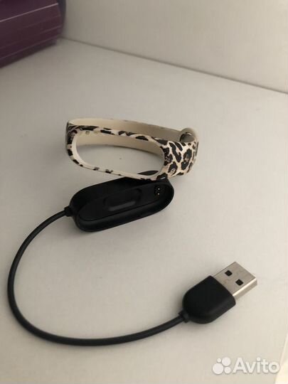 Кабель для зарядки Xiaomi Mi Band 4