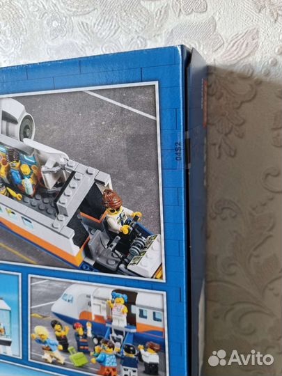Lego City Airport 60262 Пассажирский самолёт