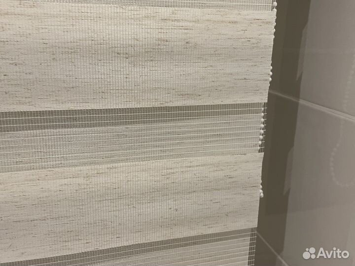 Рулонные шторы день-ночь, новые, остатки