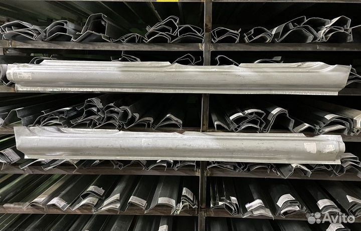 Порог правый Nissan Almera Classic, N16 2000-2013