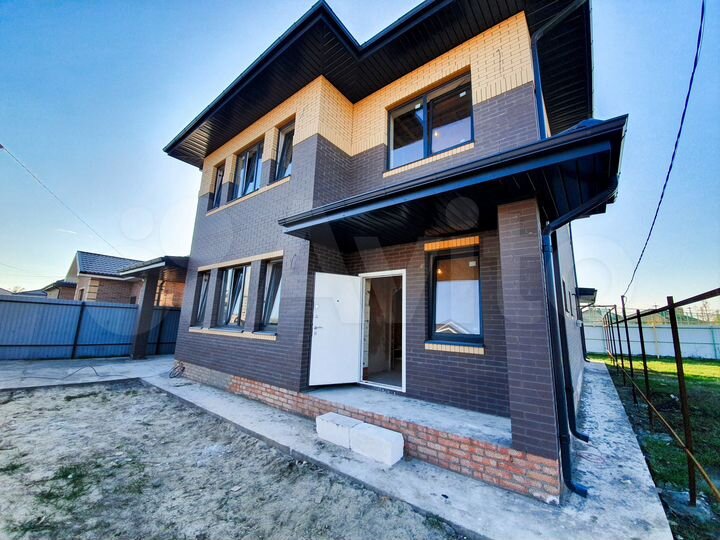 Дом 231 м² на участке 4 сот.