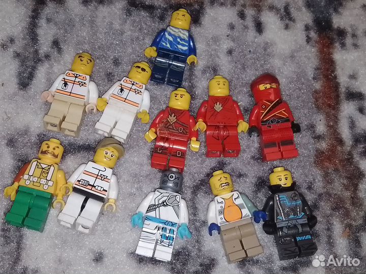Lego запчасти, человечки, моторчики