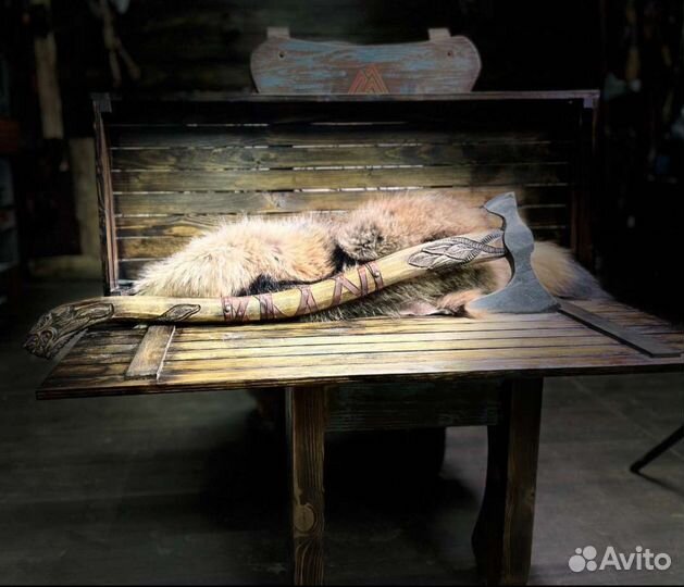 Топор кованый ручной работы