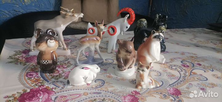 Фарфоровые статуэтки