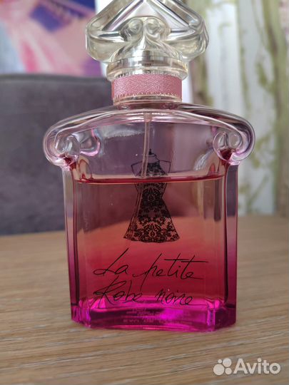Guerlain la petite robe noire legere