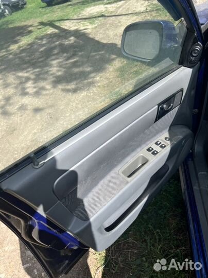 В разборке шевролет лачетти седан