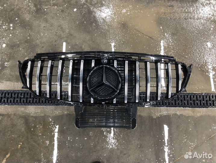 Решетка радиатора Mercedes E класс w213