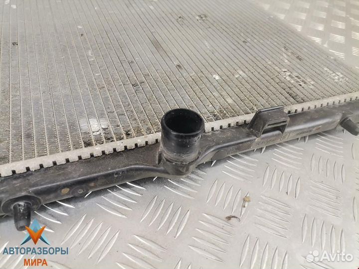 Радиатор (основной) Peugeot 407 2005 1330V3