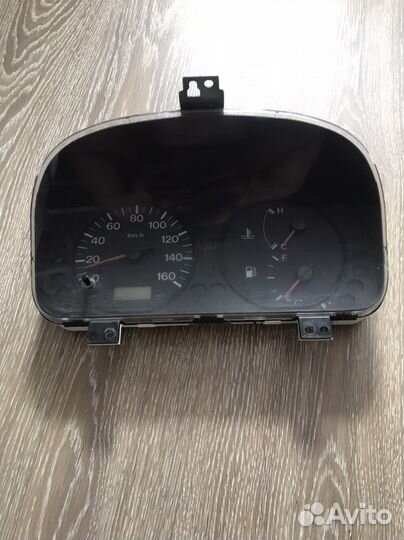 Щиток приборов на Нисан Ванетт, Мазда Бонго