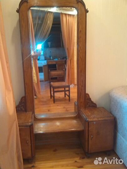 Винтажное зеркало