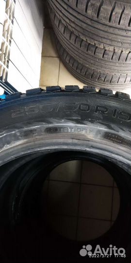 Nokian Tyres Hakkapeliitta 9 SUV 235/55 R19 и 255/50 R19