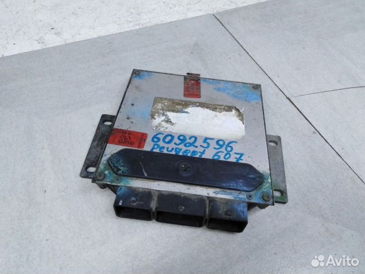 Блок управления двигателем Peugeot 607