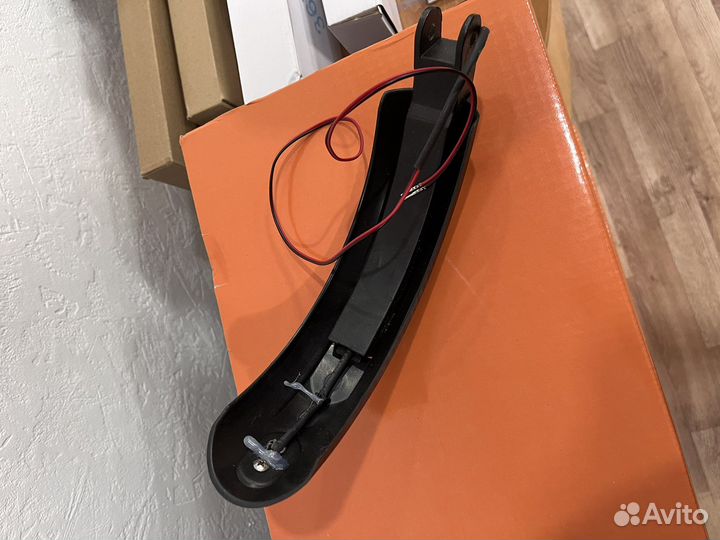 Крыло заднее для электросамоката