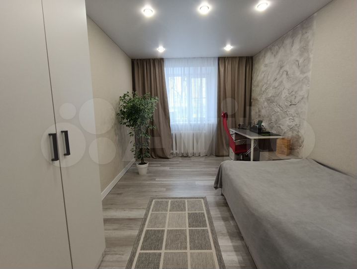 3-к. квартира, 72 м², 2/12 эт.