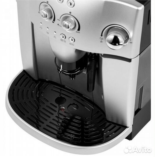 Кофемашина Delonghi Magnifica Esam