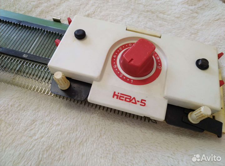 Вязальная машина нева 5