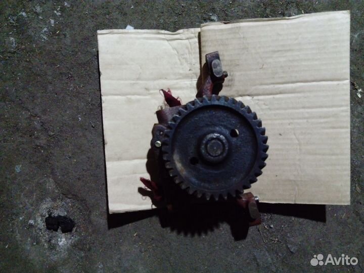 Продается масляный насос